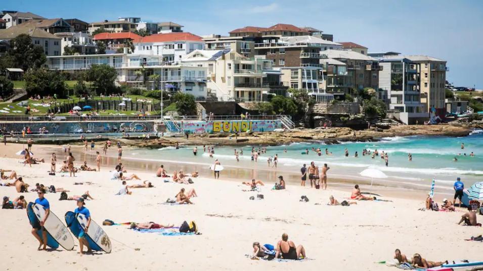 시드니 Best Location At Bondi Beach, On The Beach! 아파트 외부 사진